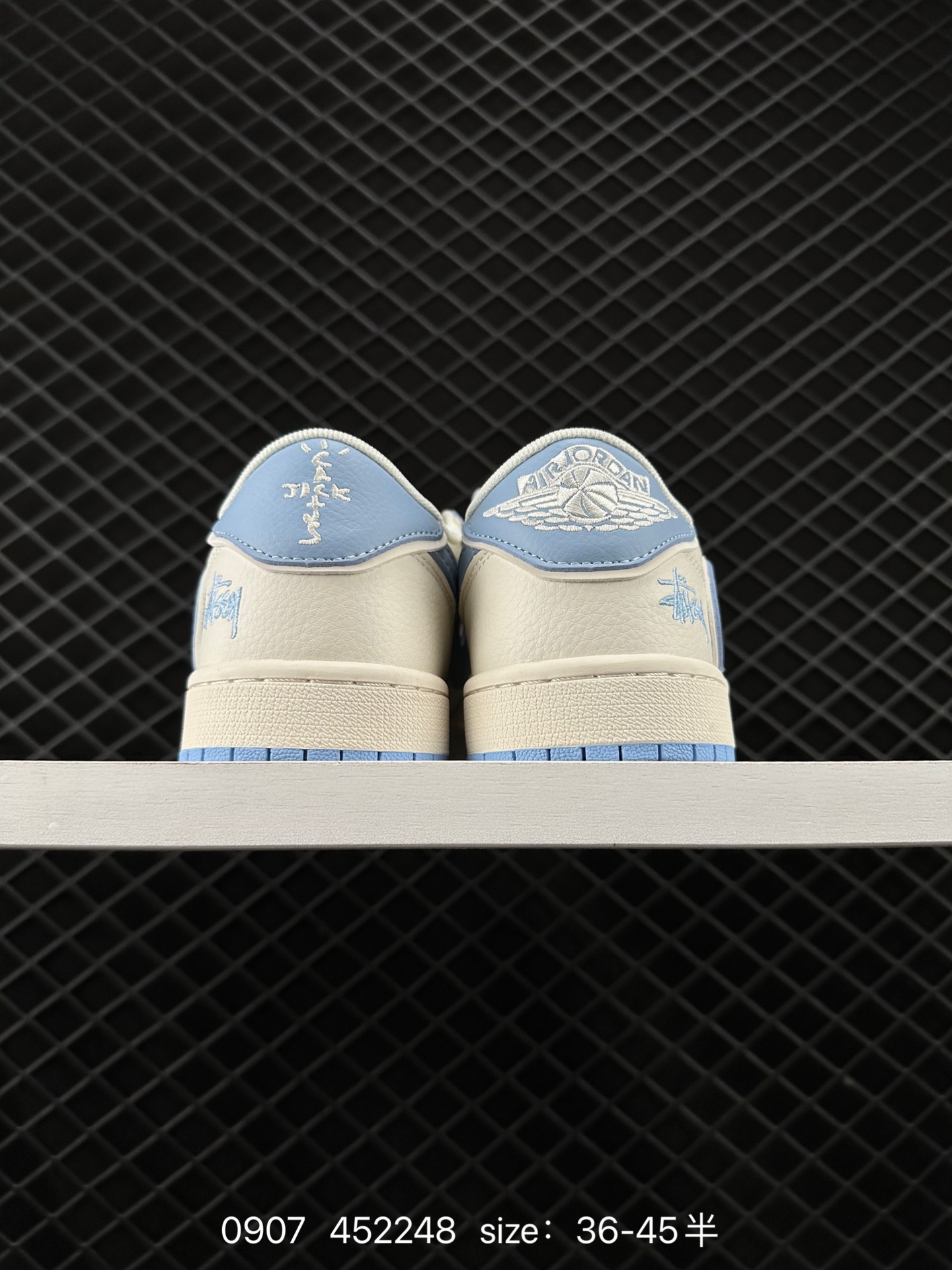 Travis Scott x Air Jordan 1 ” Reverse Mocha “